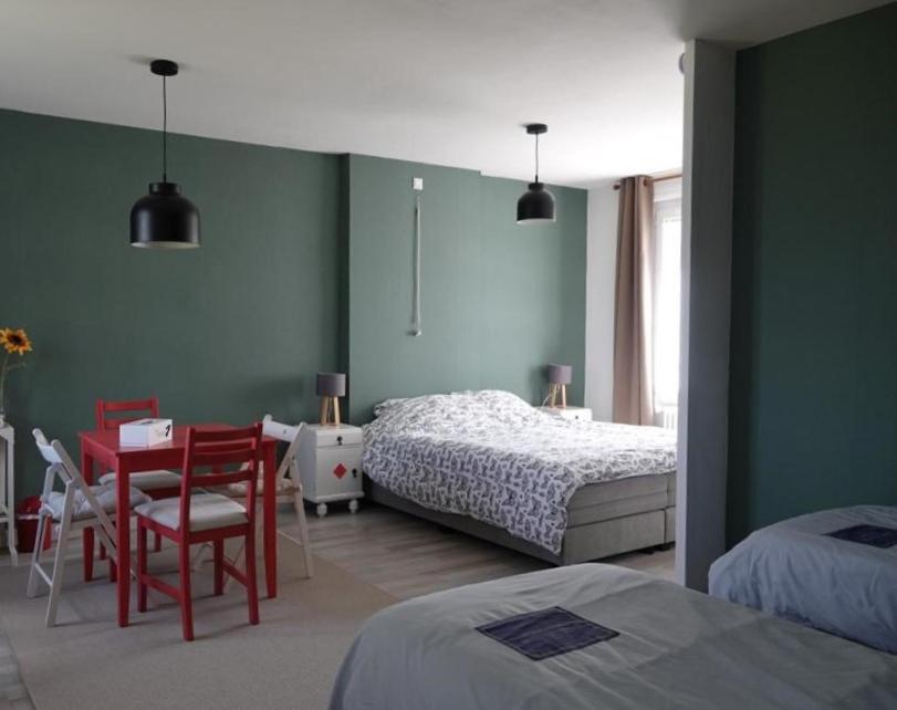 Les Hirondelles Du Moulin Bed & Breakfast Sassay Bagian luar foto